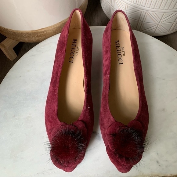 NEW Sesto Meucci Red Suede Ballerina Slip On Pumps with Rabbit Fur Pom size 7 - Picture 8 of 12